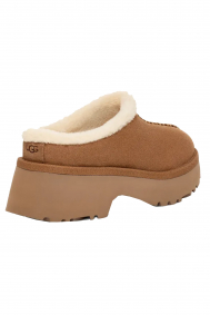 UGG New heights cozy clog