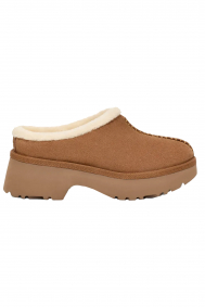 UGG New heights cozy clog